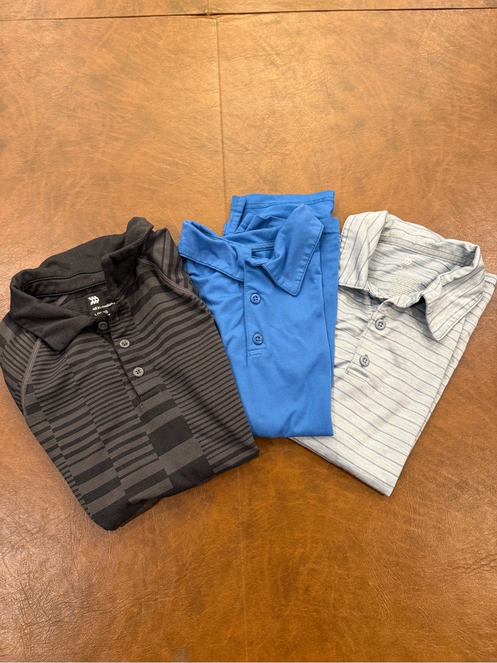 Boys Short Sleeve Golf / School Uniform Polo Shirts Lot Size L (10/12)